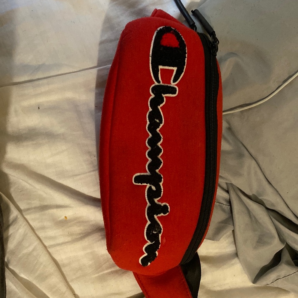 Champion fanny pack